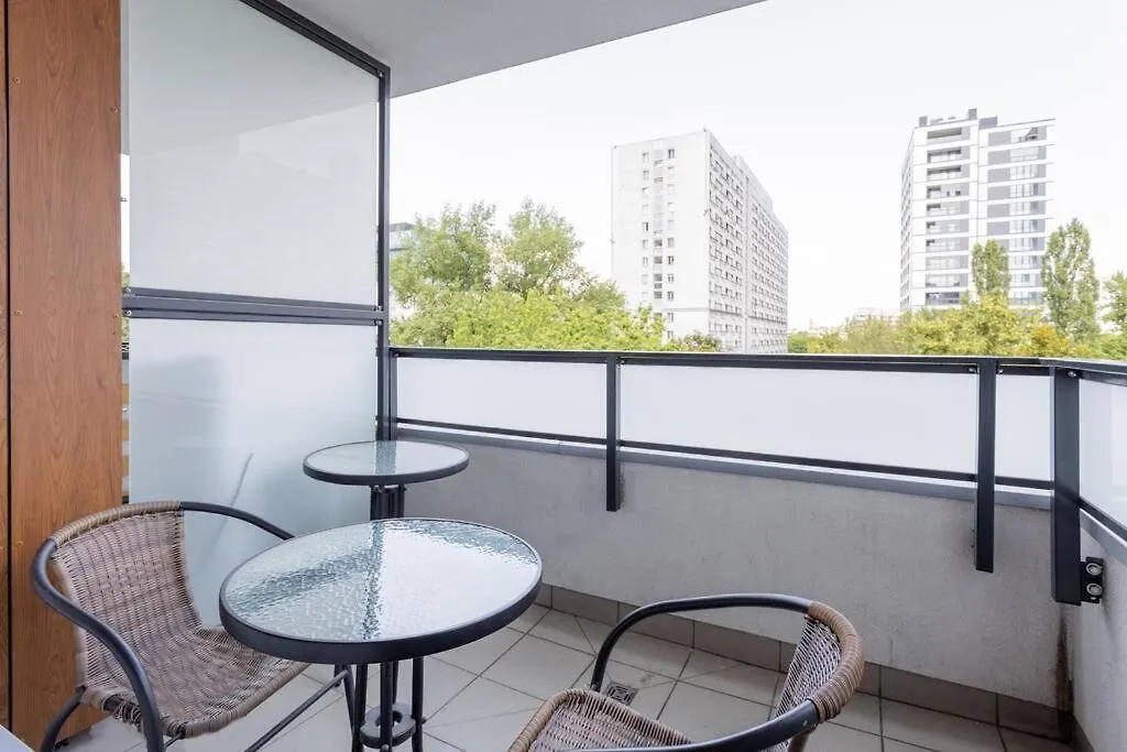 Urban Chic - Warsaw Stays - Rondo Onz - City Center - Pereca Apartment